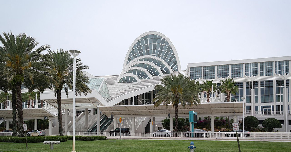The Divinitas Orlando Advantage: Engineering Certainty for Your Trade Show Appearance Background