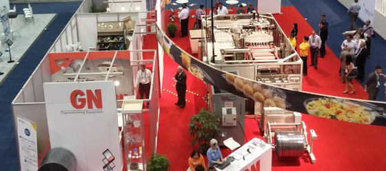 Turning a 3-Day Trade Show into a 3-Month Marketing Opportunity Background